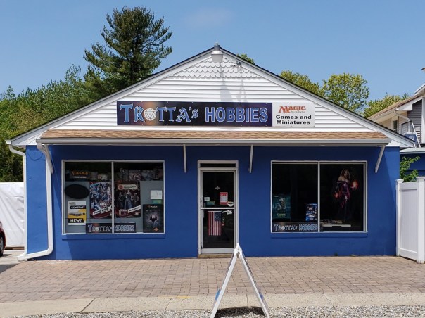 Group photo at Trotta's Hobbies community game night